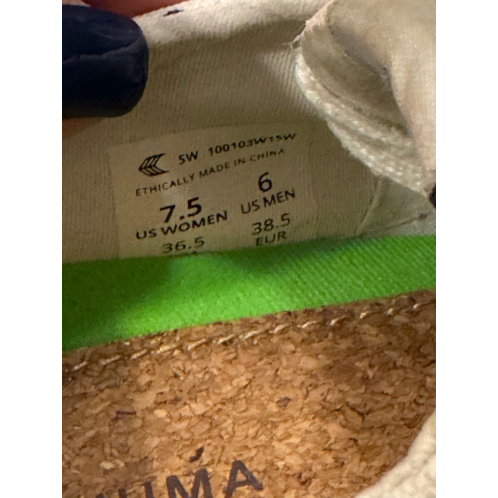 Cariuma OCA Low Polka Dot Canvas Sneakers White/Black Size 7.5W/6M​​​ - Picture 10 of 11